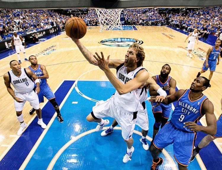 密尔沃基雄鹿队最新消息